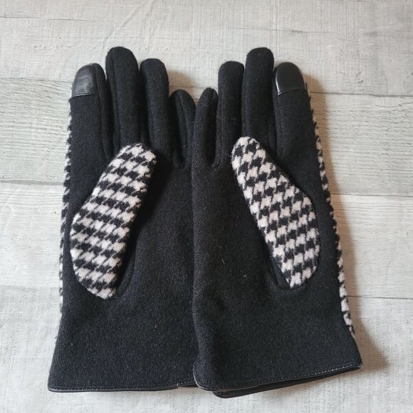 Houndstooth Wool-Blend Touchscreen Gloves For Women - Picture 3 of 4